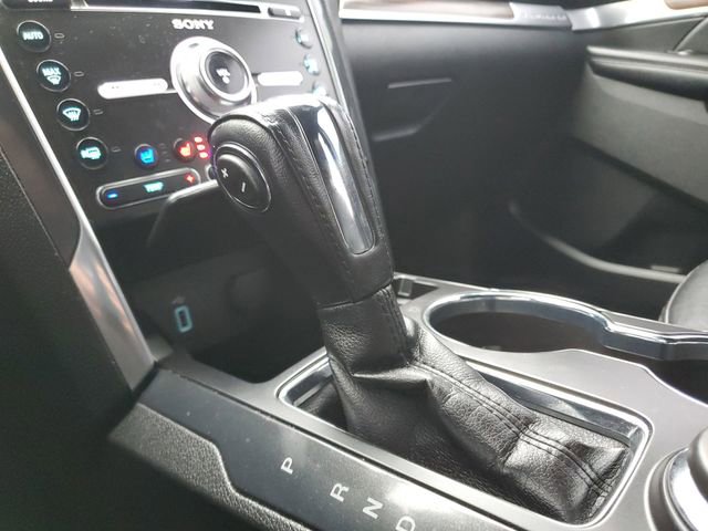 Used 2018 Ford Explorer Limited image 16