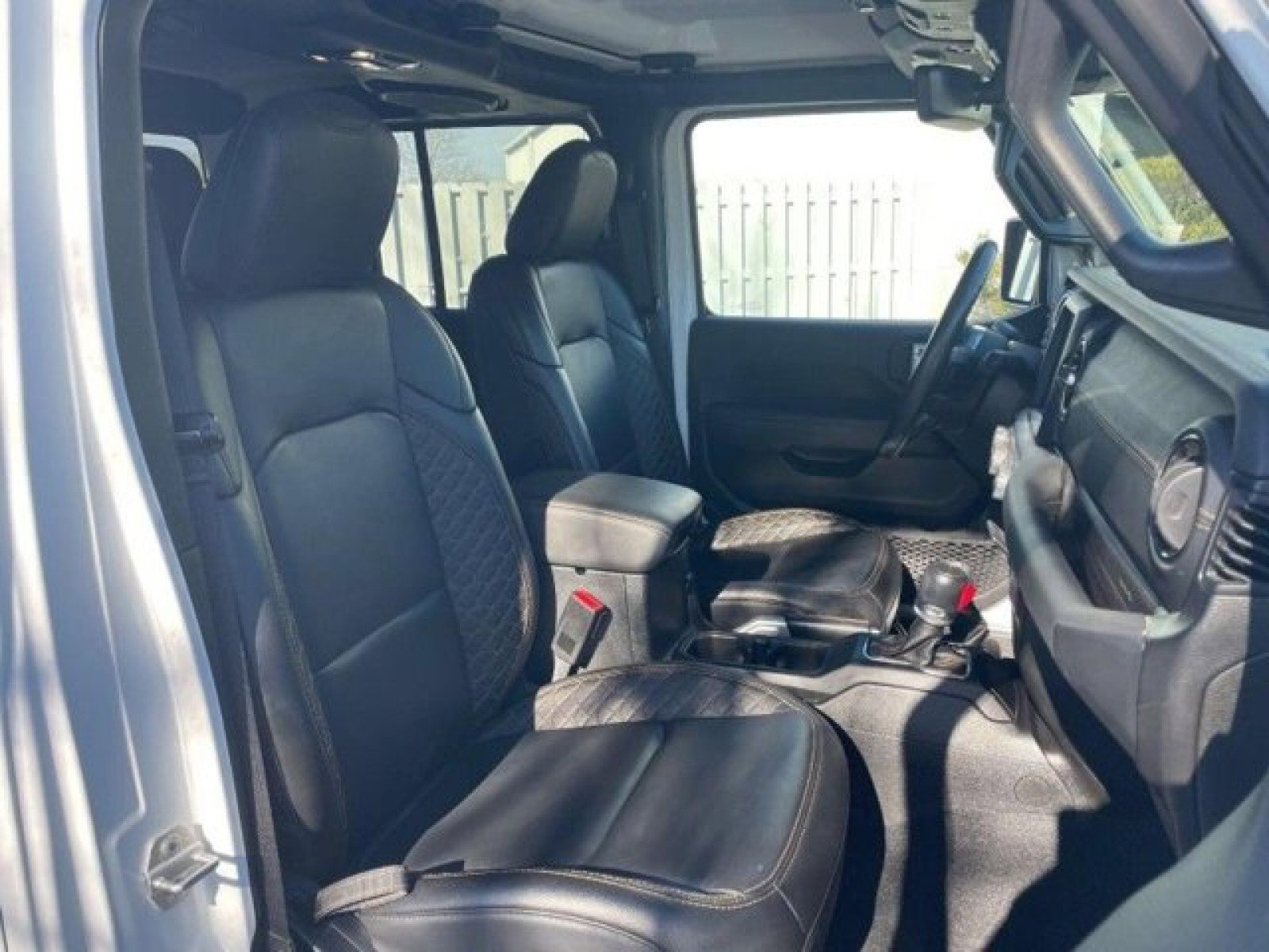 Used 2021 Jeep Gladiator Overland AWD/4WD image 33