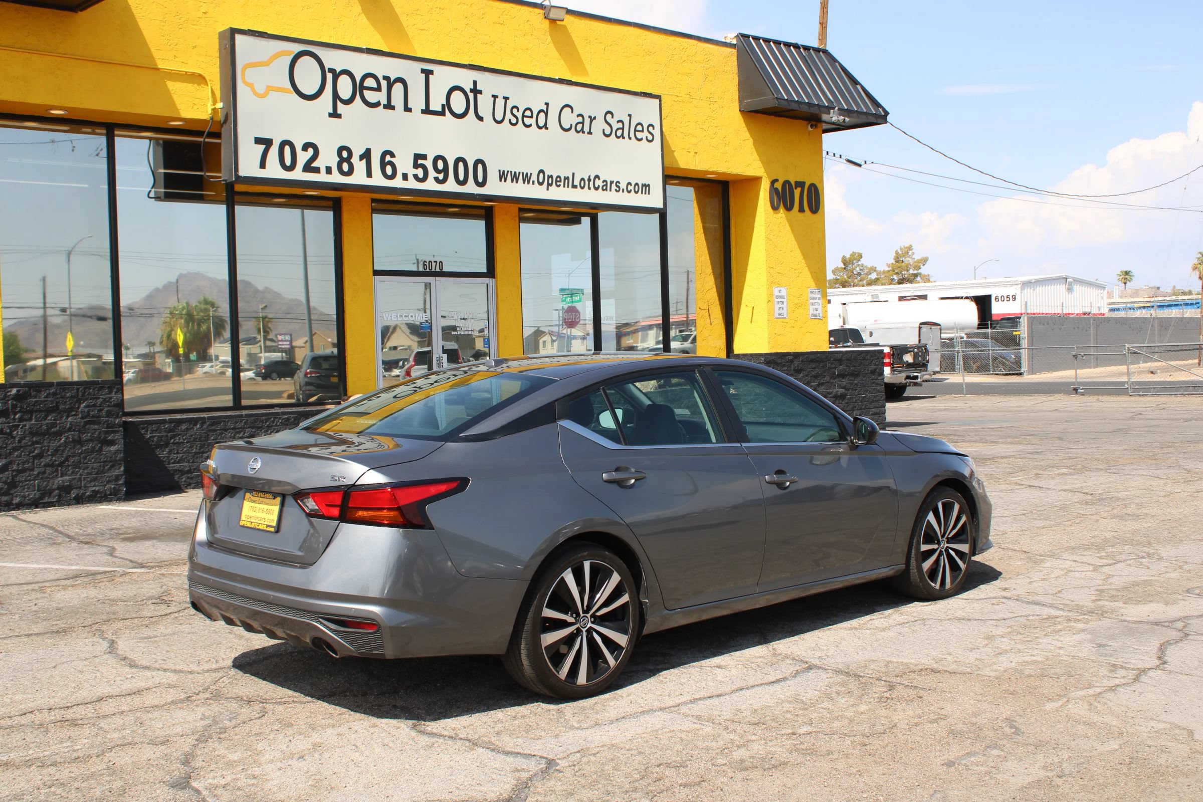 Used 2021 Nissan Altima 2.5 SR FWD image 5