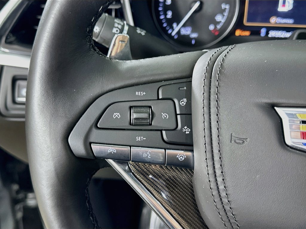 Used 2025 Cadillac XT6 Sport w/ Platinum Package AWD/4WD image 12
