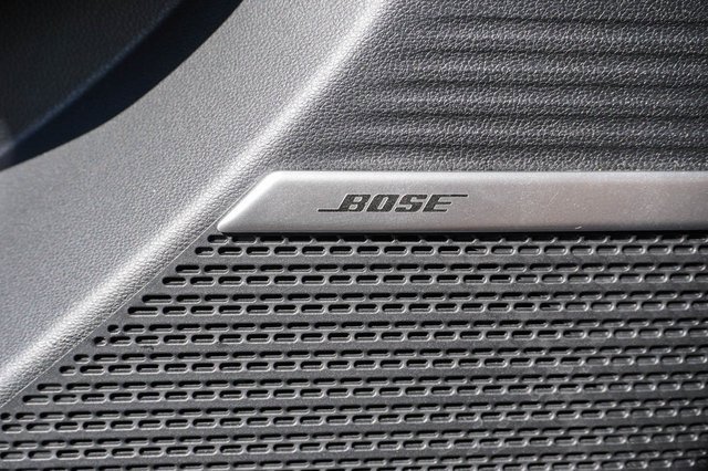 Used 2025 Hyundai Santa Fe Limited image 31