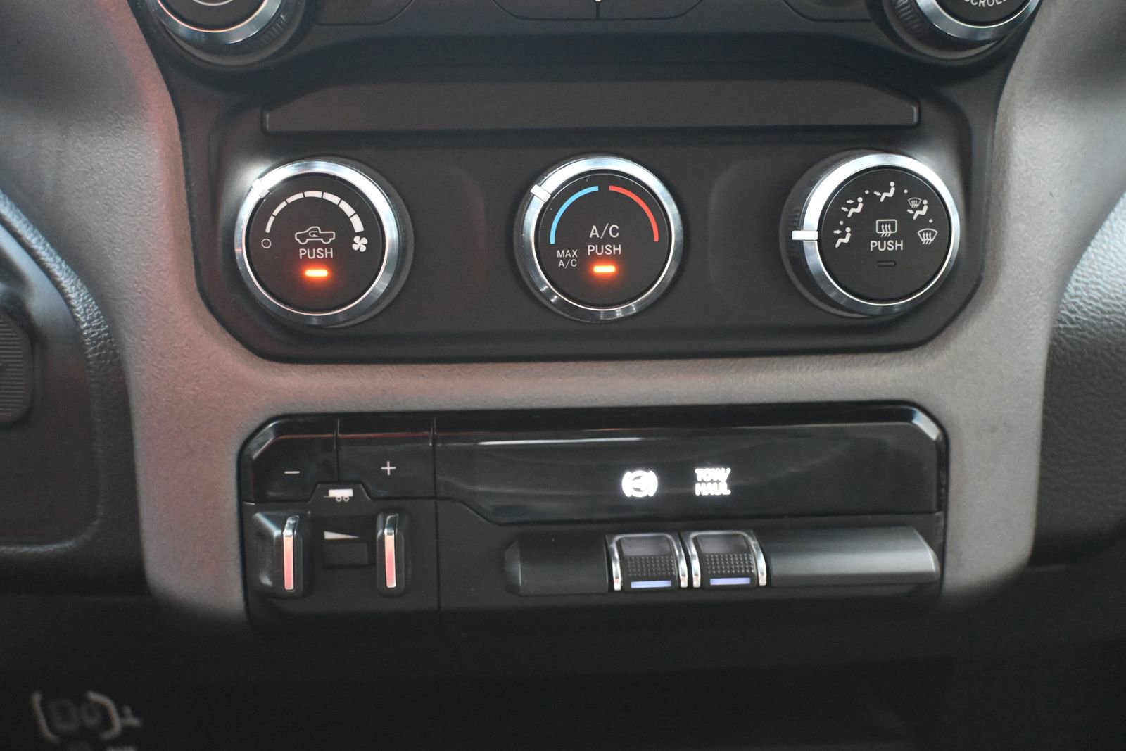 Used 2024 RAM 2500 Big Horn image 22