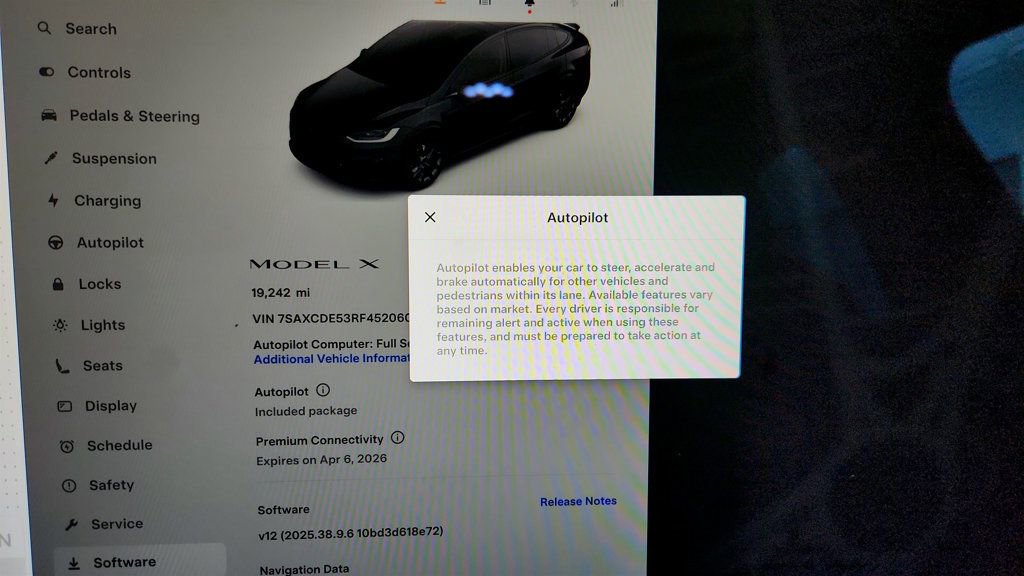 Used 2024 Tesla Model X image 15