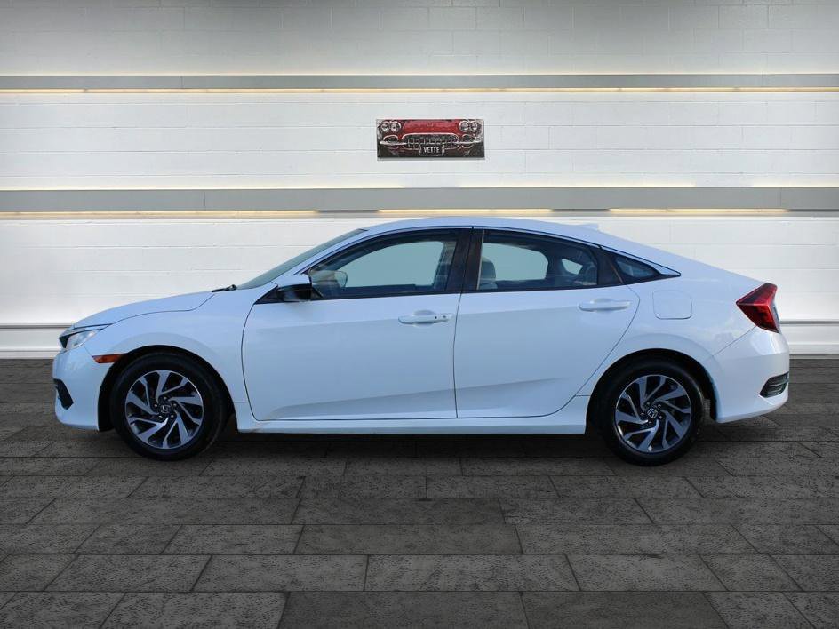 Used 2017 Honda Civic EX image 4
