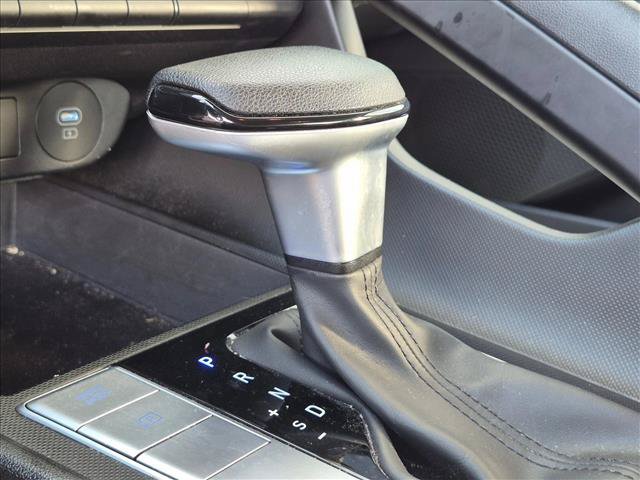 Used 2024 Hyundai Elantra SEL FWD image 8
