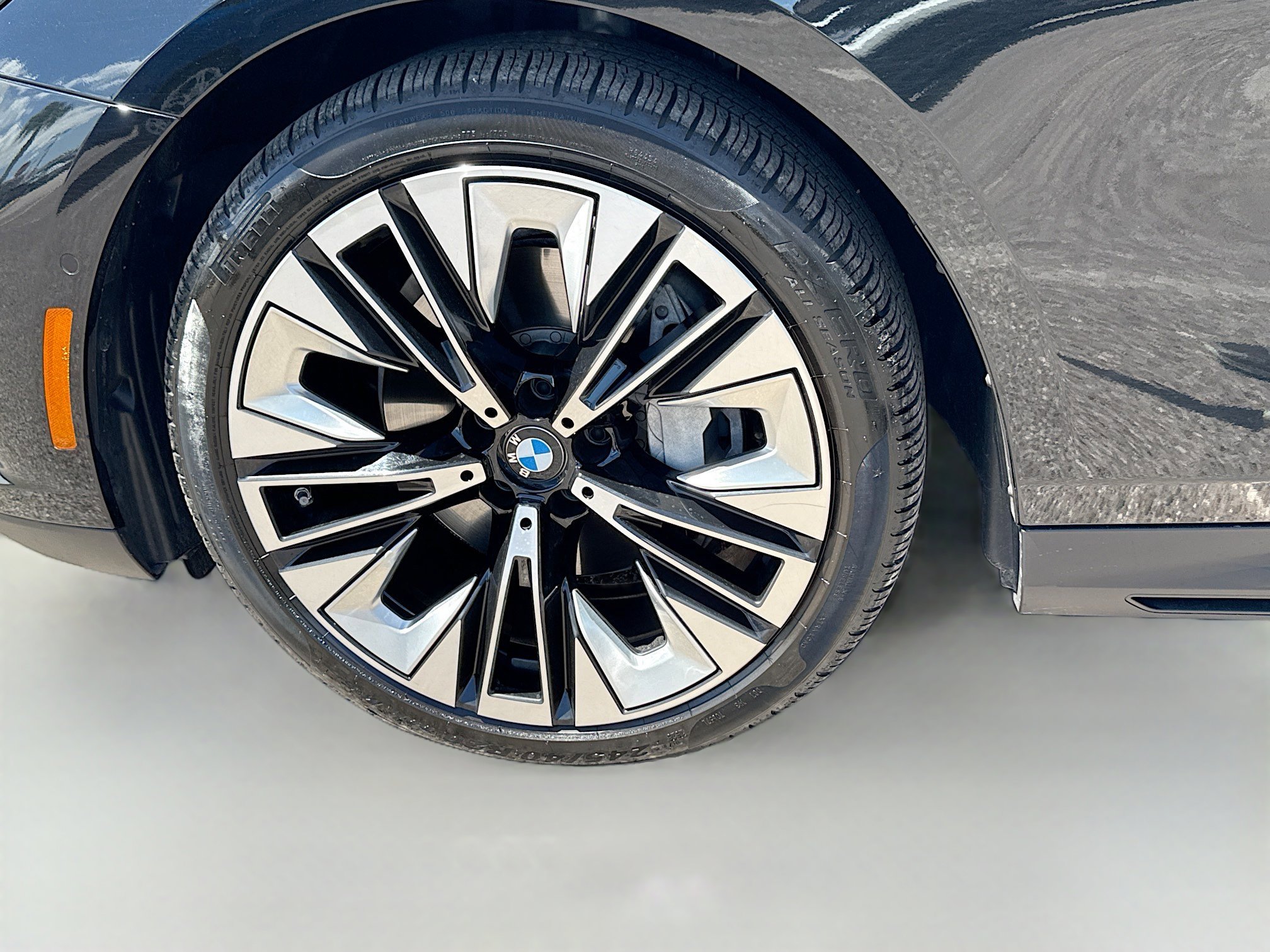 Used 2026 BMW 540i xDrive image 43