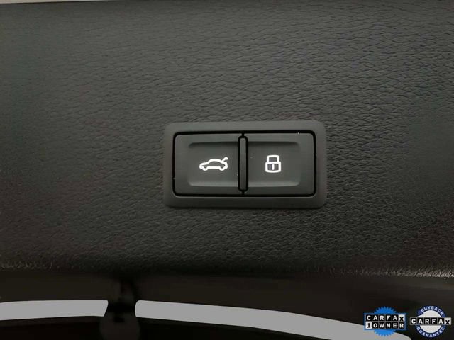 Used 2024 Audi Q8 e-tron Premium AWD/4WD image 22