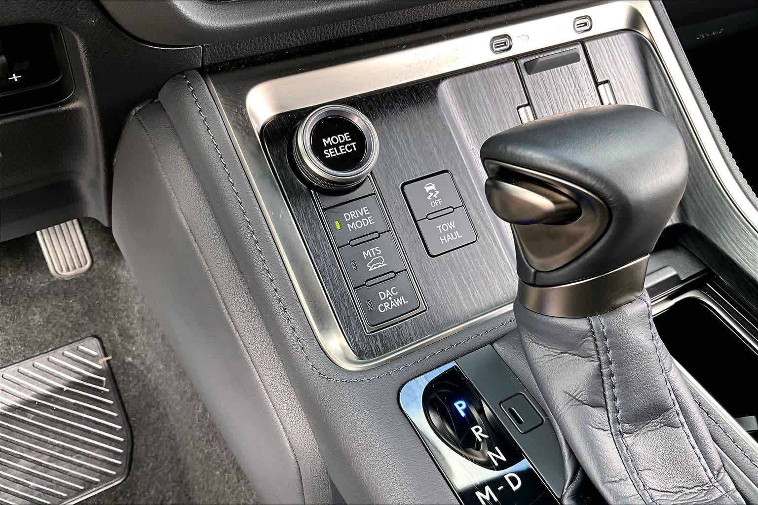 Used 2024 Lexus GX 550 AWD/4WD image 61