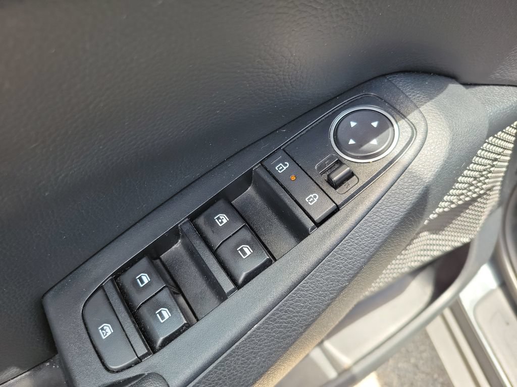 Certified 2024 Kia Seltos EX FWD image 18