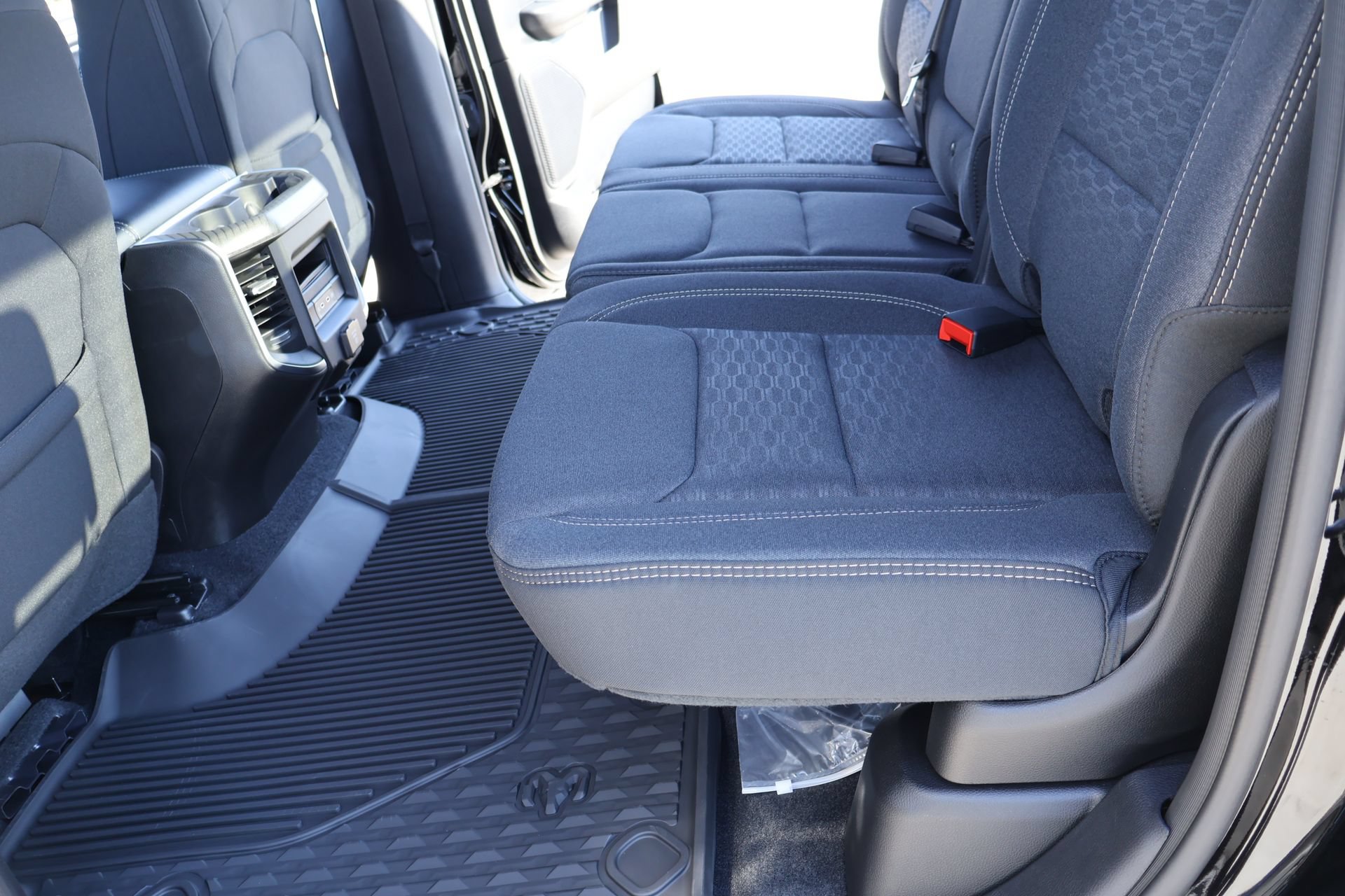 New 2026 RAM 1500 Big Horn AWD/4WD image 13