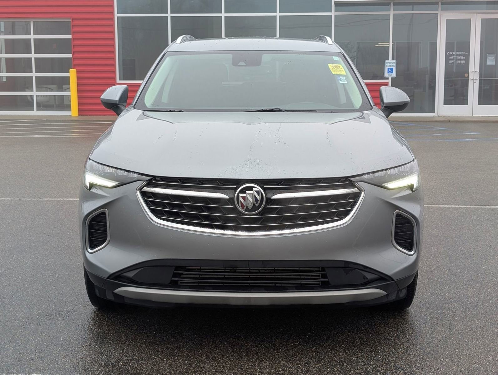 Used 2023 Buick Envision Preferred image 2