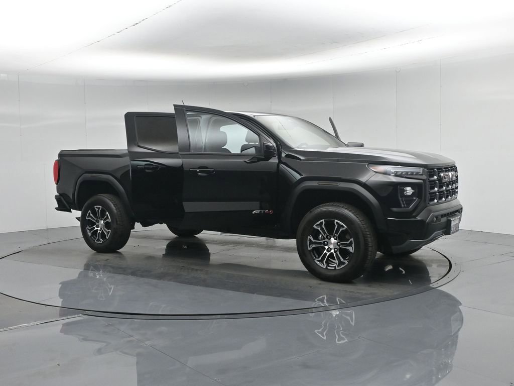 Used 2023 GMC Canyon AT4 image 33