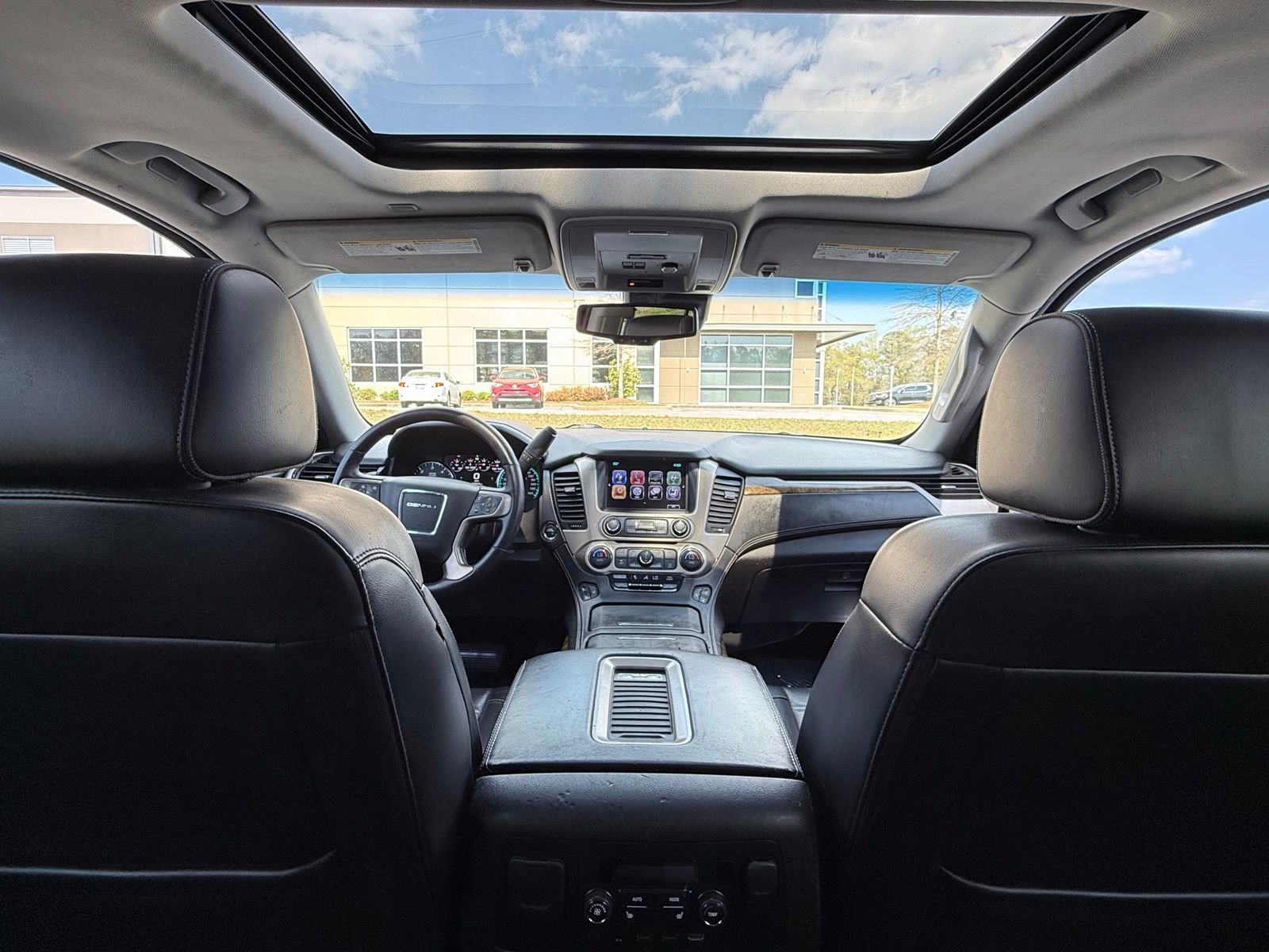 Used 2017 GMC Yukon XL Denali w/ Open Road Package image 33