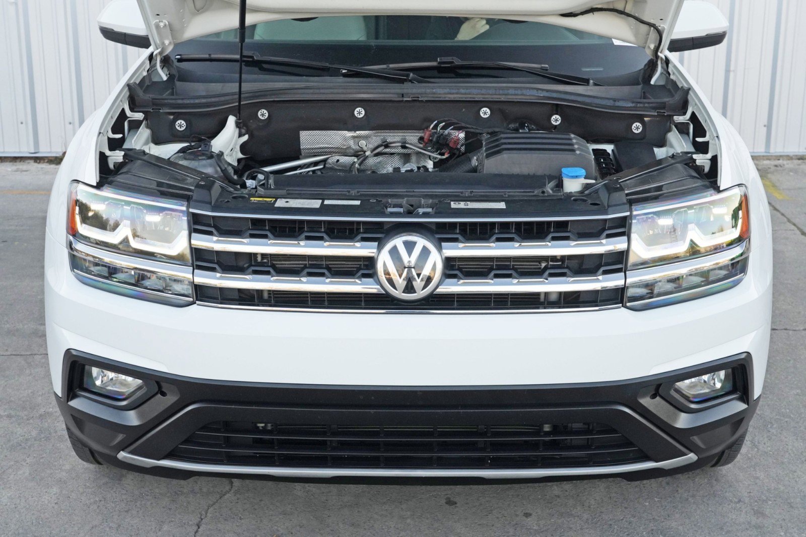 Used 2019 Volkswagen Atlas SE w/ Towing Package image 7