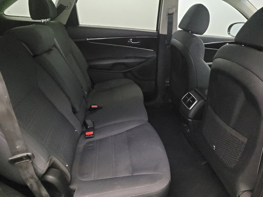 Used 2019 Kia Sorento AWD w/ LX Convenience Package image 19