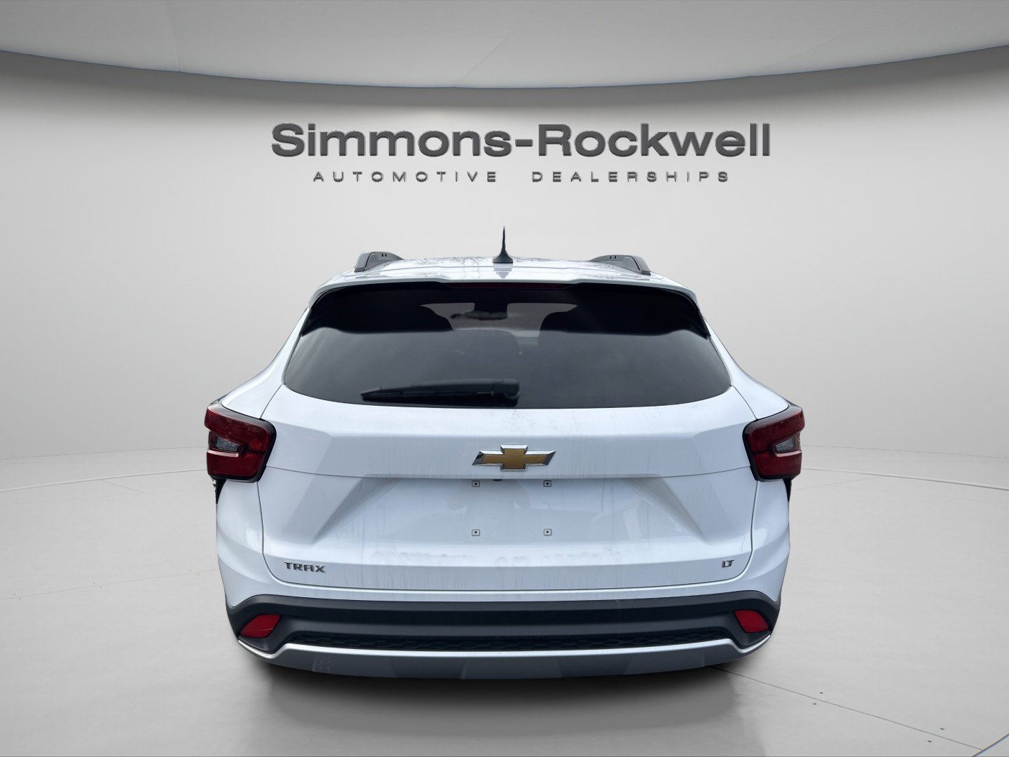 Used 2025 Chevrolet Trax LT w/ LT Convenience Package FWD image 5