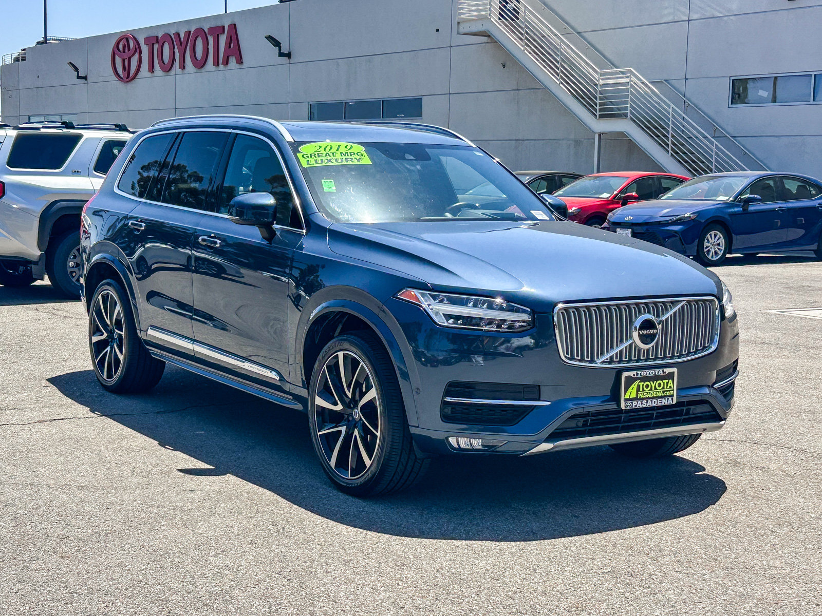 Used 2019 Volvo XC90 T6 Inscription w/ Advanced Package AWD/4WD image 3