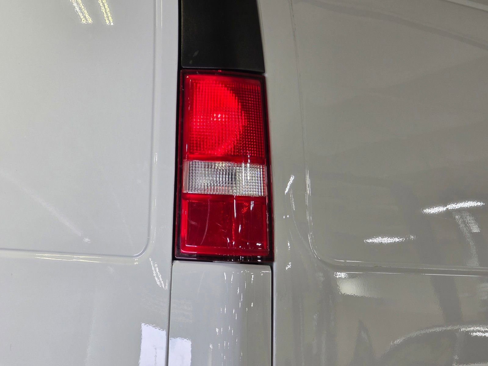 Used 2021 Chevrolet Express 2500 w/ Driver Convenience Package image 12