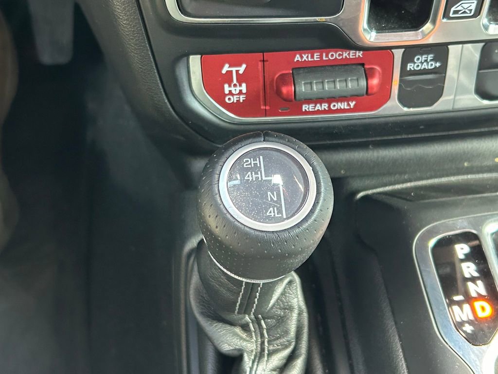 Used 2024 Jeep Gladiator Mojave w/ Safety Group image 34