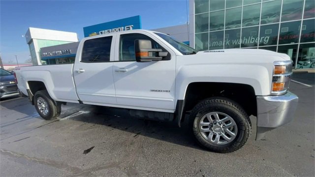 Used 2017 Chevrolet Silverado 3500 LT image 2