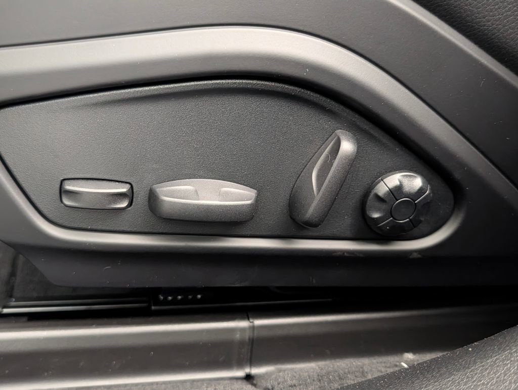 New 2026 Porsche Panamera RWD image 29