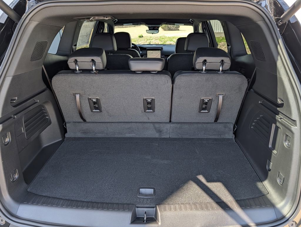 New 2026 GMC Acadia Elevation w/ Black Edition image 29