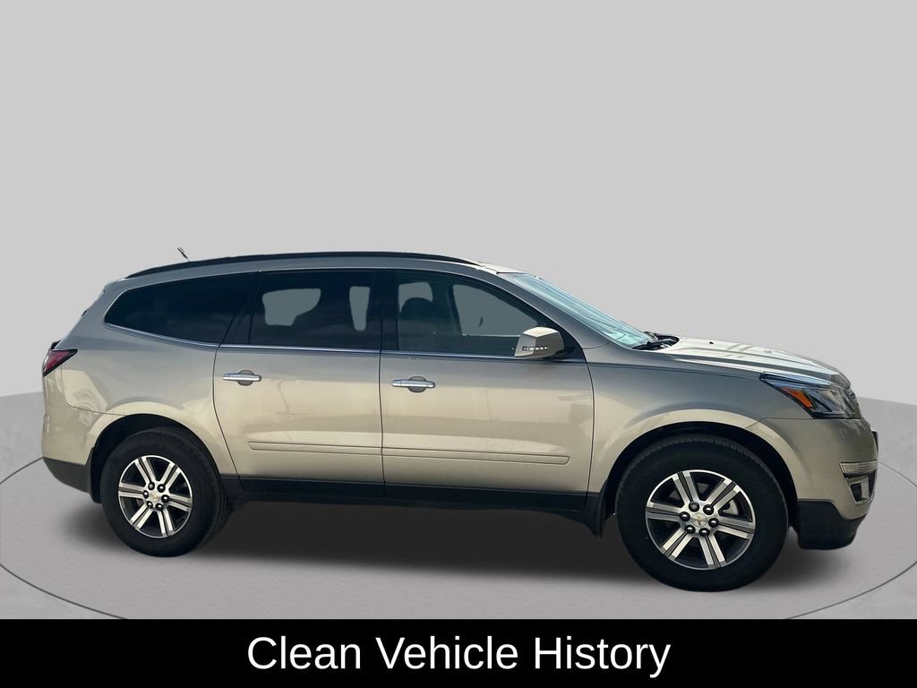 Used 2017 Chevrolet Traverse LT FWD image 5