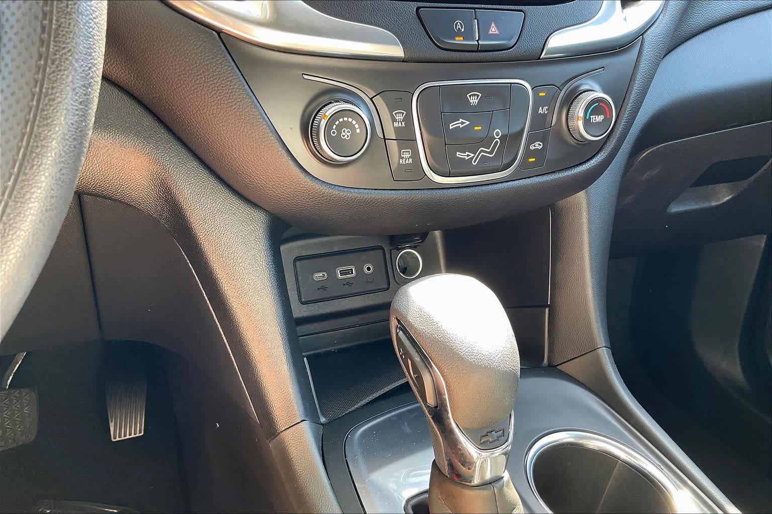 Certified 2022 Chevrolet Equinox LT FWD image 31