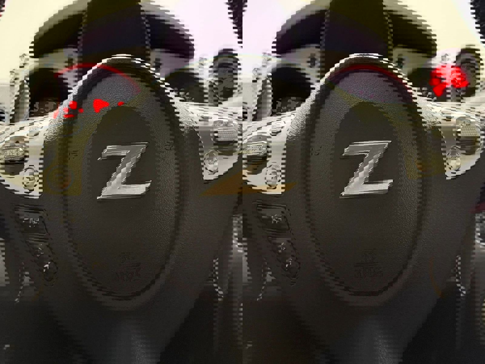 Used 2020 Nissan 370Z Touring Sport image 18