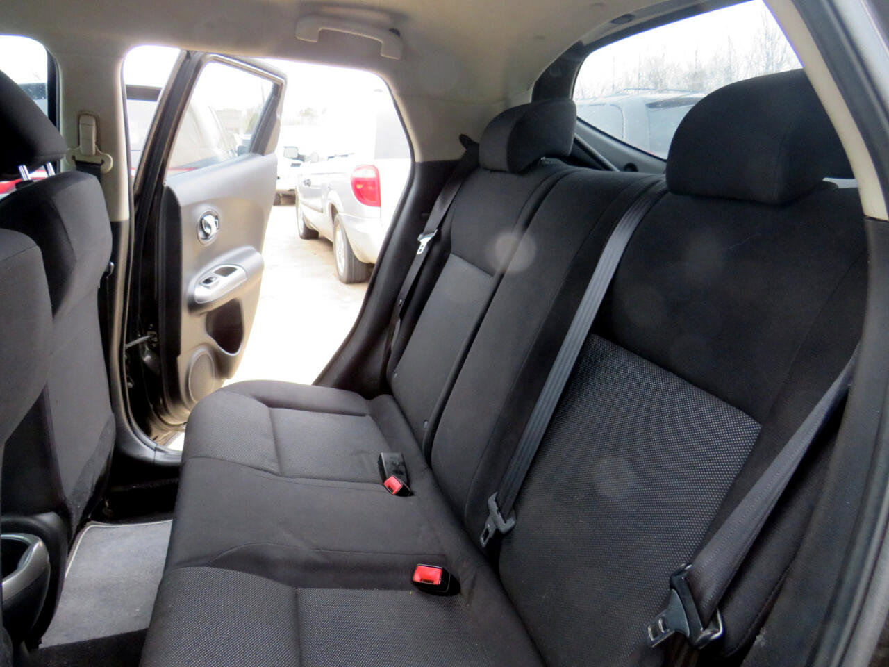 Used 2012 Nissan Juke S image 22