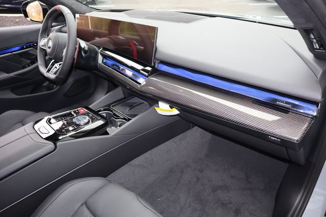 New 2026 BMW M5 w/ Executive Package image 39