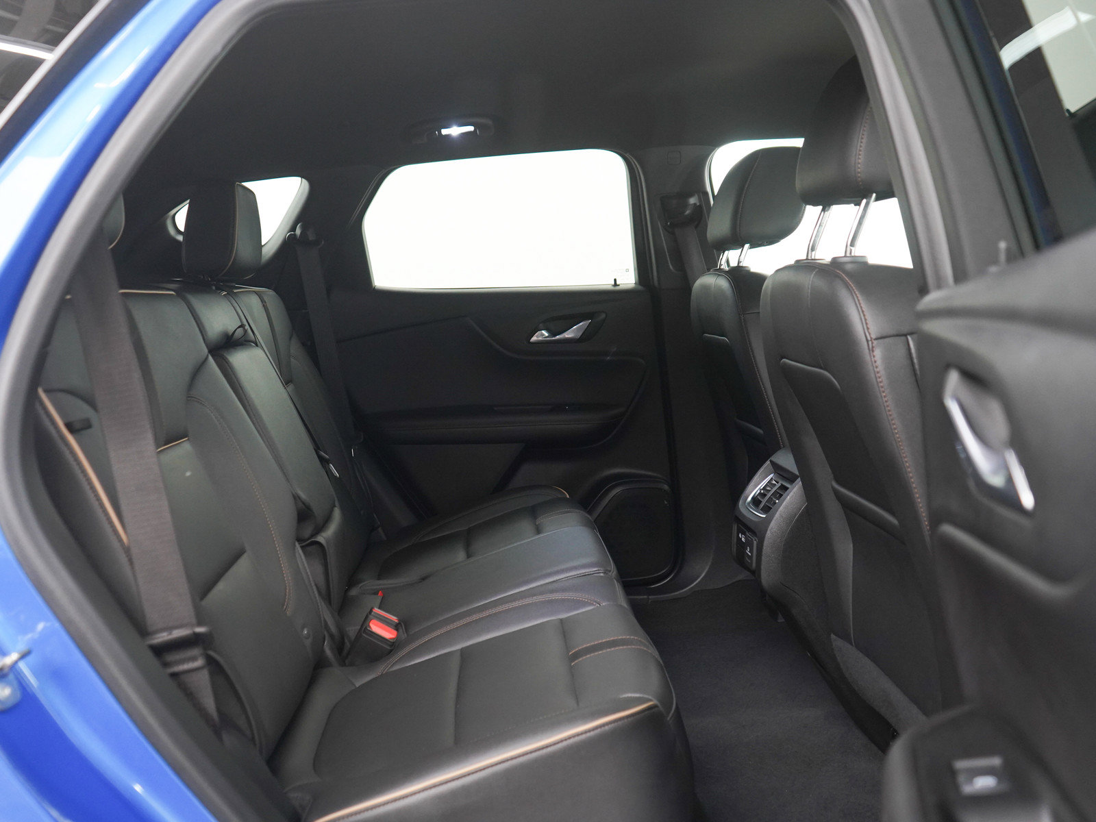 Used 2024 Chevrolet Blazer Premier AWD/4WD image 14