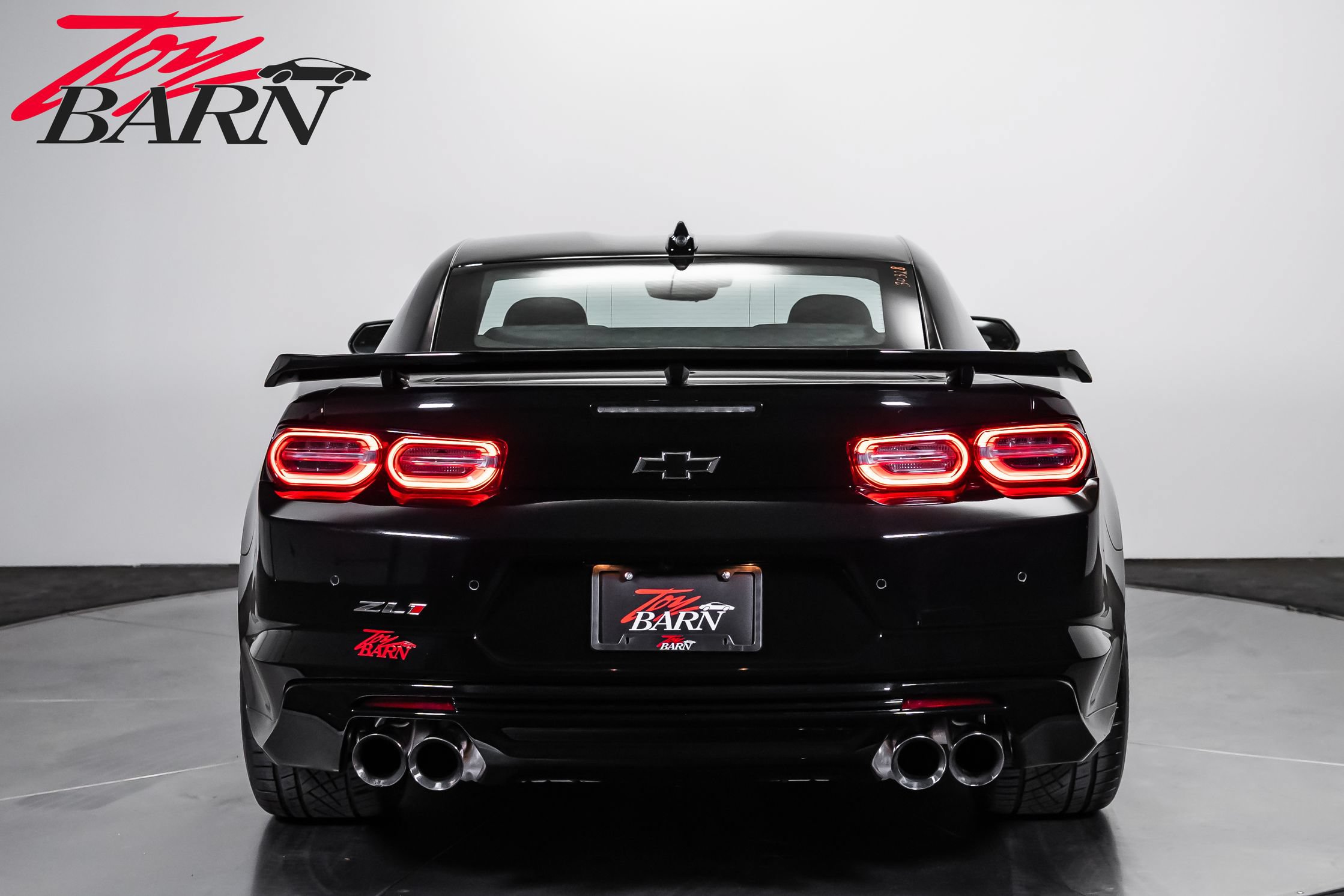 Used 2023 Chevrolet Camaro ZL1 RWD image 4