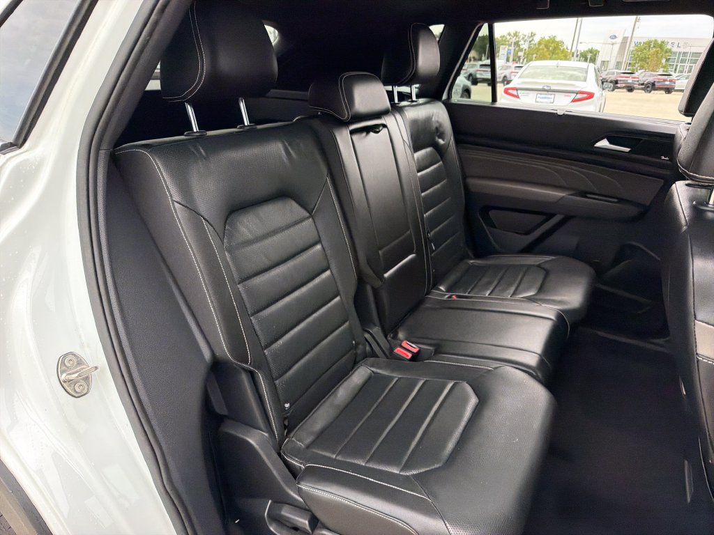 Certified 2023 Volkswagen Atlas Cross Sport SEL Premium R-Line AWD/4WD image 26