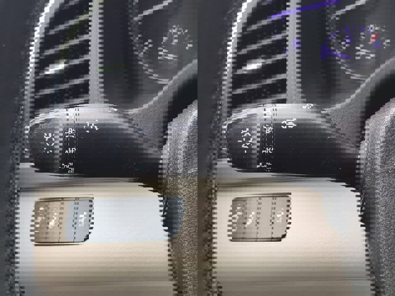 Used 2017 Hyundai Elantra Value Edition image 26