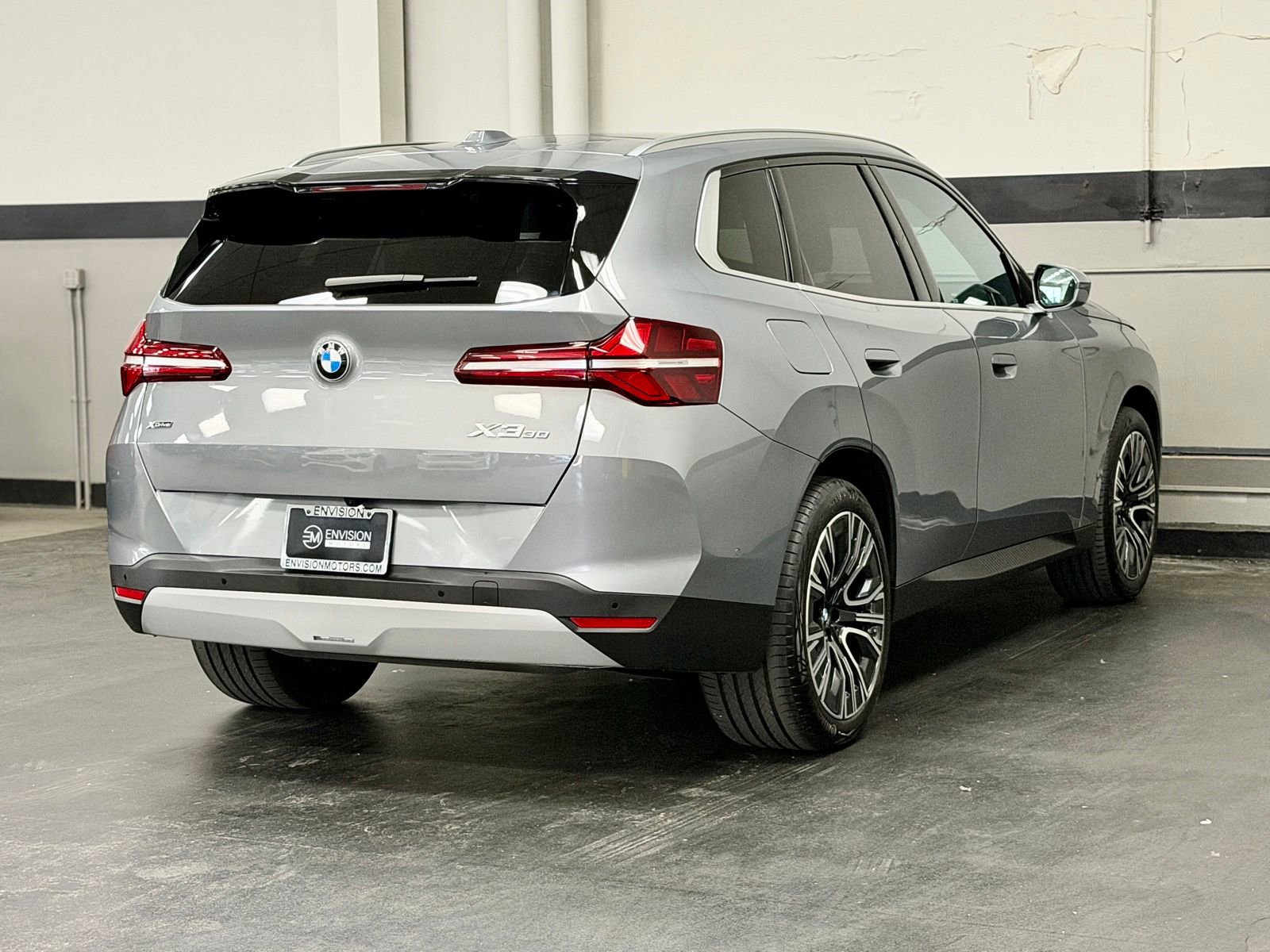 Used 2025 BMW X3 xDrive30 w/ Convenience Package AWD/4WD image 12