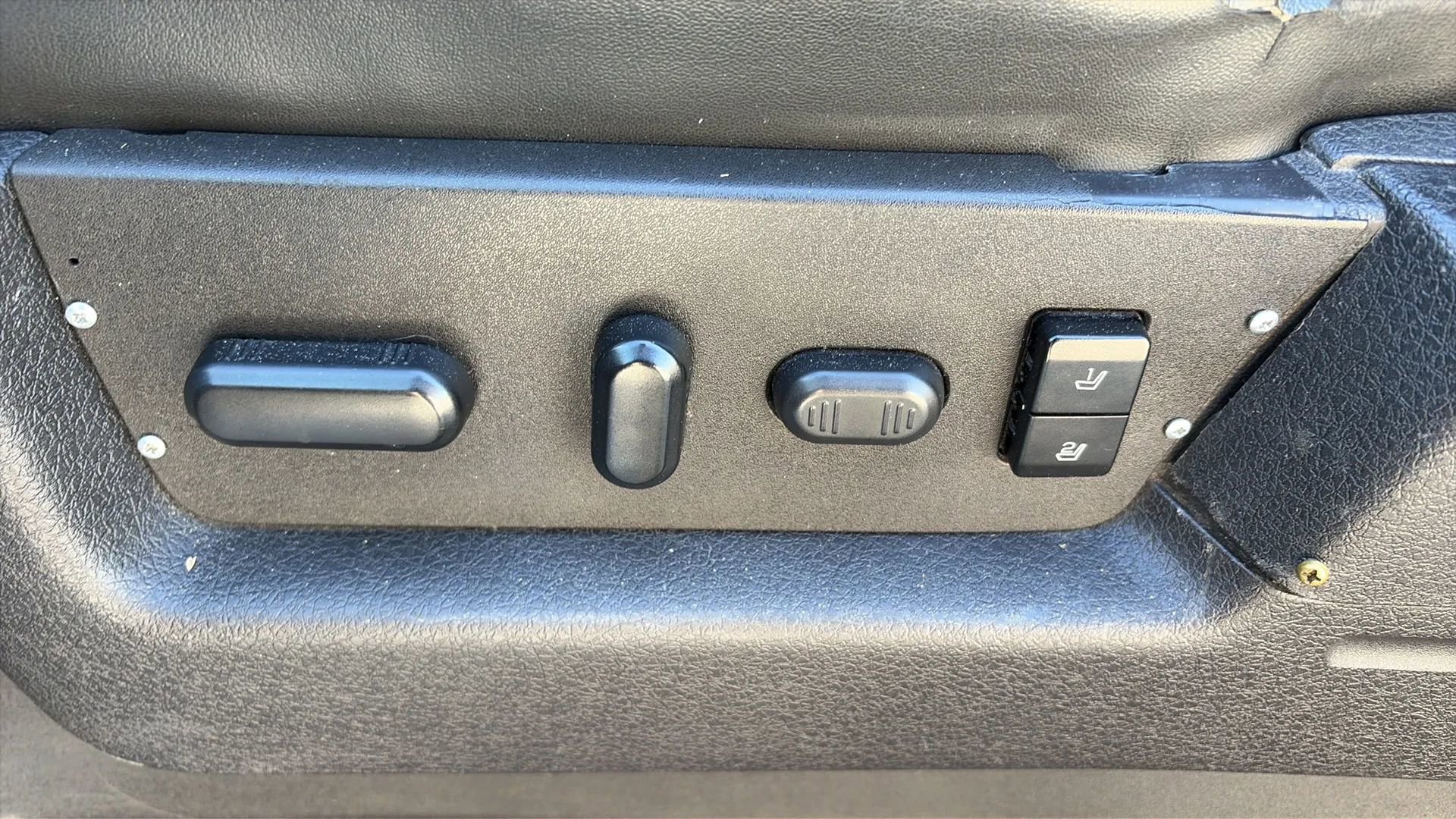 Used 2011 Ford F150 FX4 w/ FX Luxury Pkg image 31