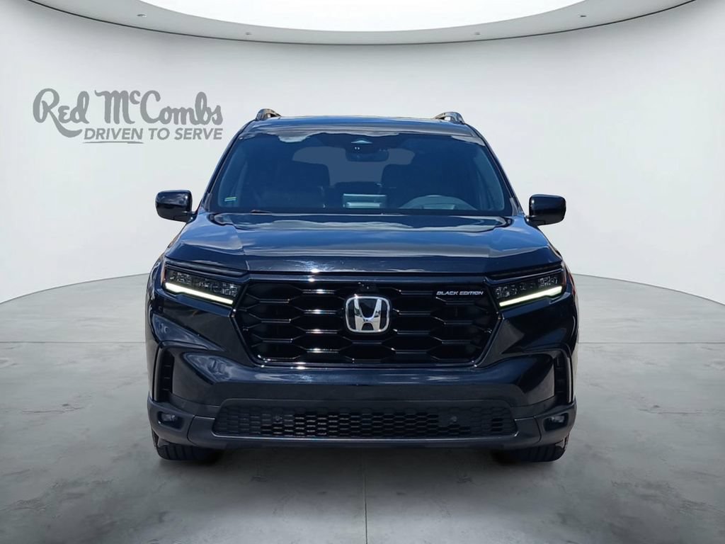 Used 2025 Honda Pilot Black Edition image 8