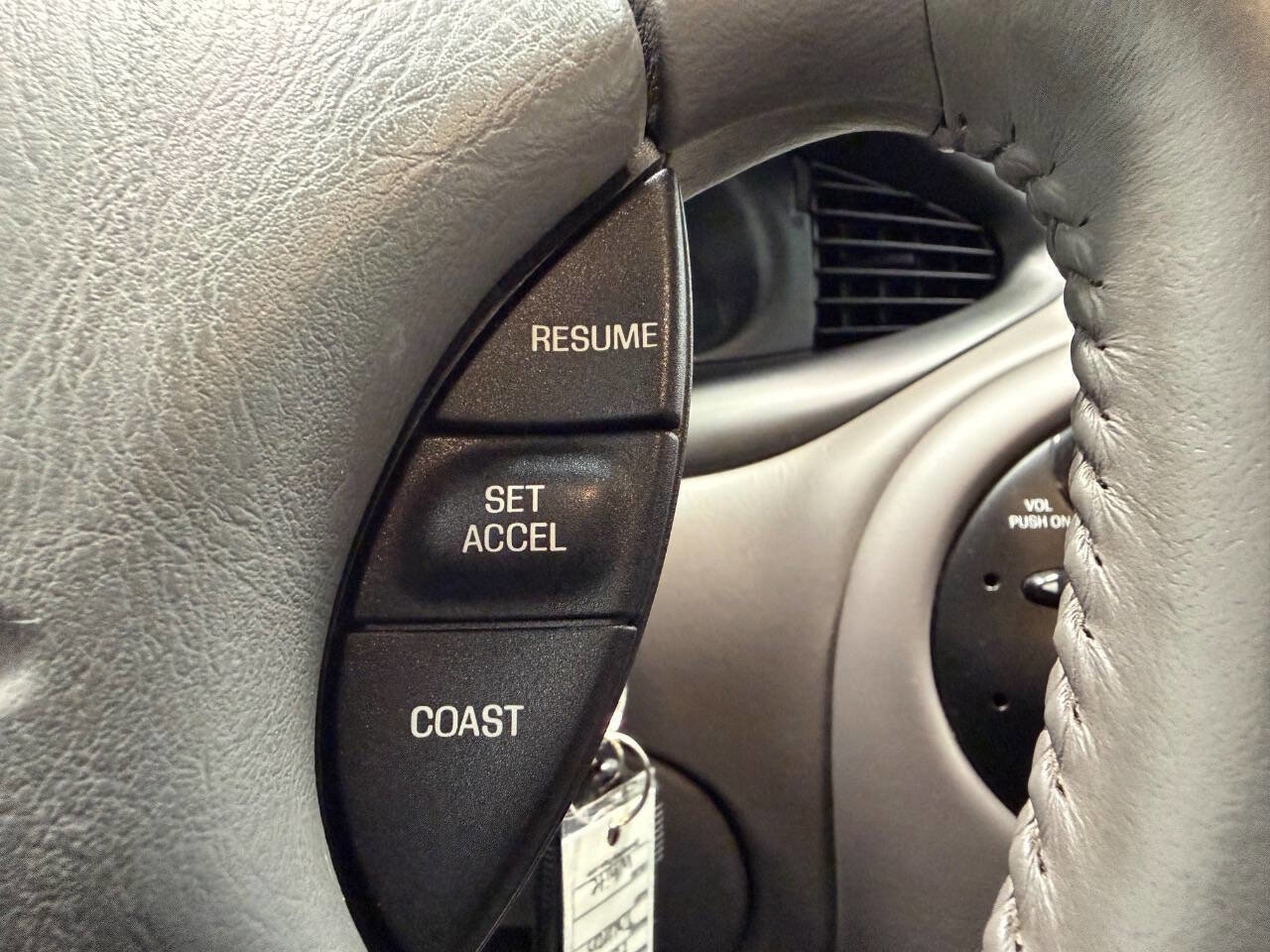Used 1997 Ford Taurus SHO FWD image 18