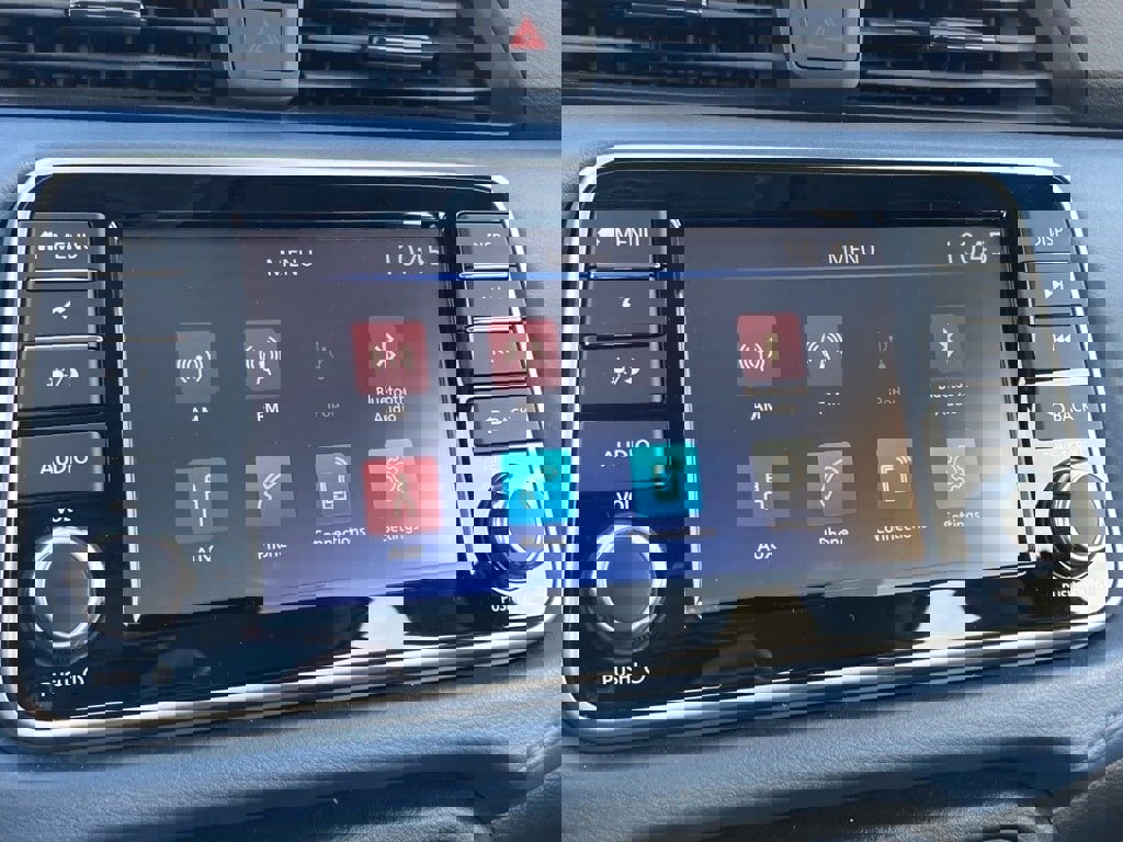 Used 2025 Nissan Versa SV image 16