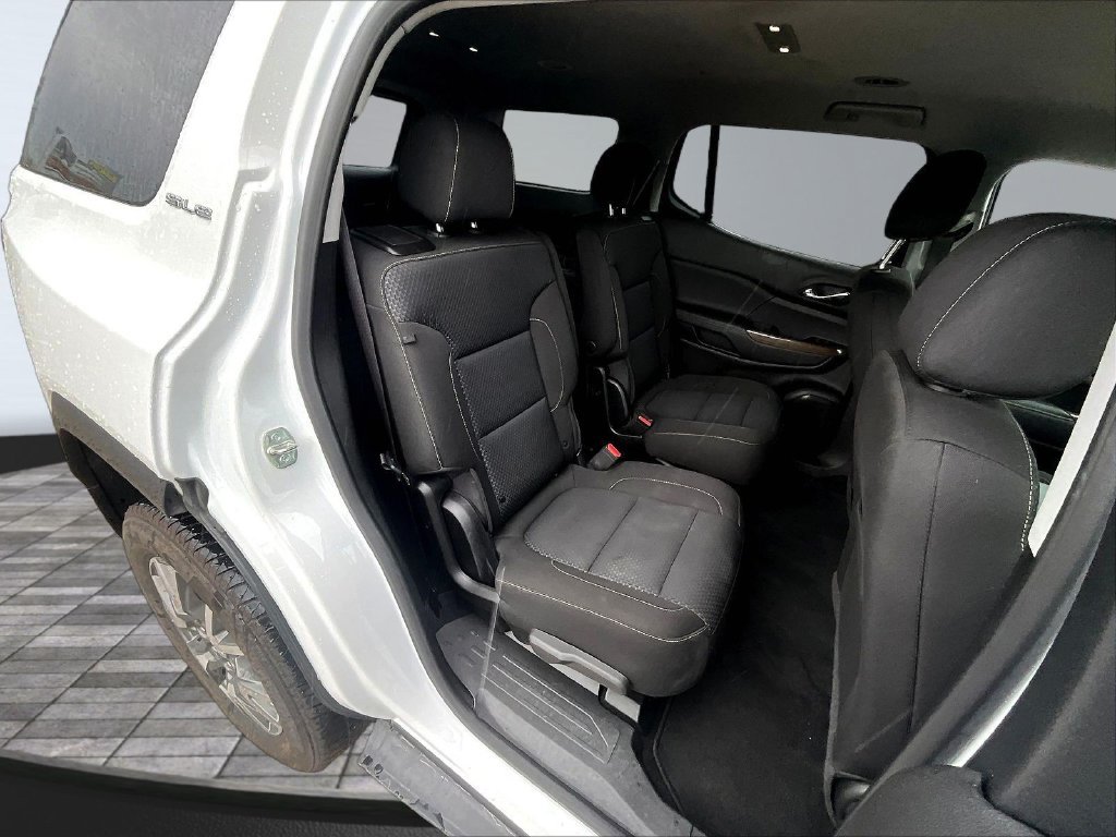 Used 2023 GMC Acadia SLE FWD image 27