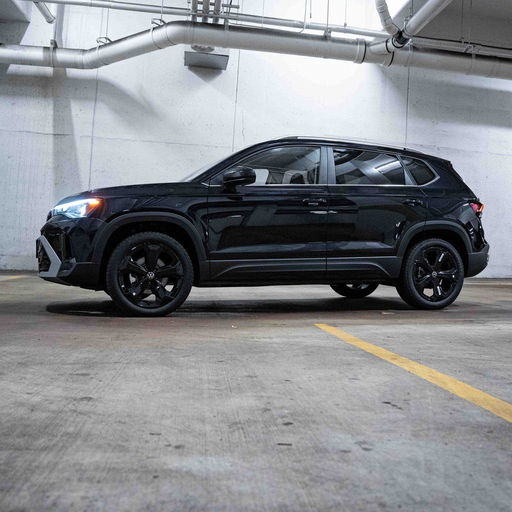 New 2026 Volkswagen Taos SEL AWD/4WD image 3