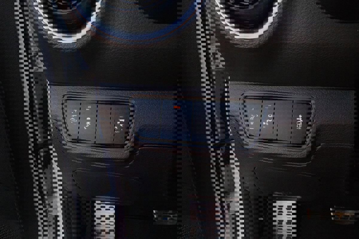 Used 2023 Kia Forte GT-Line image 13