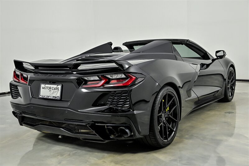 Used 2022 Chevrolet Corvette Stingray Premium Conv w/ Z51 Performance Package RWD image 10