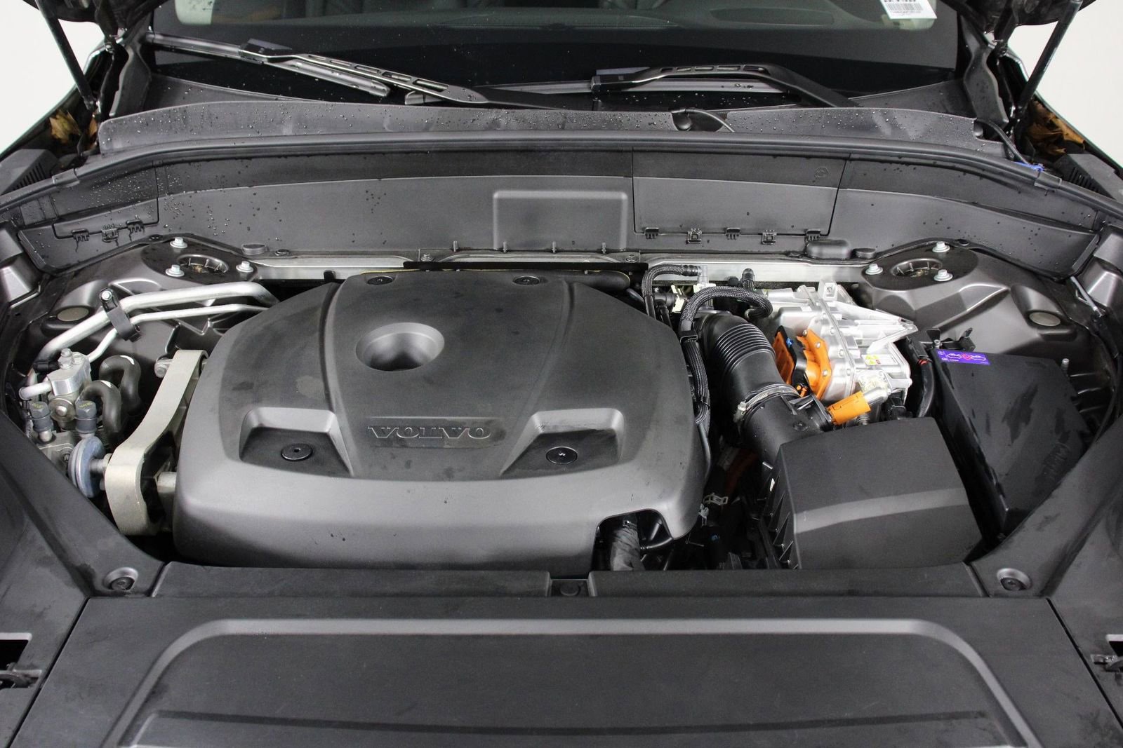 Certified 2023 Volvo XC90 T8 Plus w/ Protection Package Premier image 24