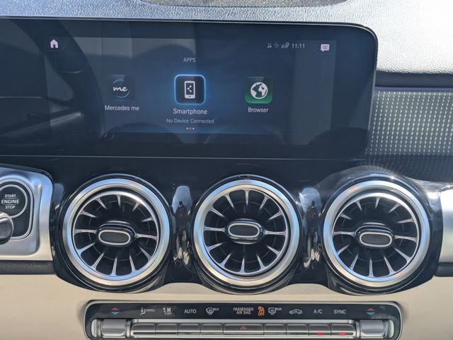 Used 2022 Mercedes-Benz GLB 250 w/ Premium Package Lite image 19