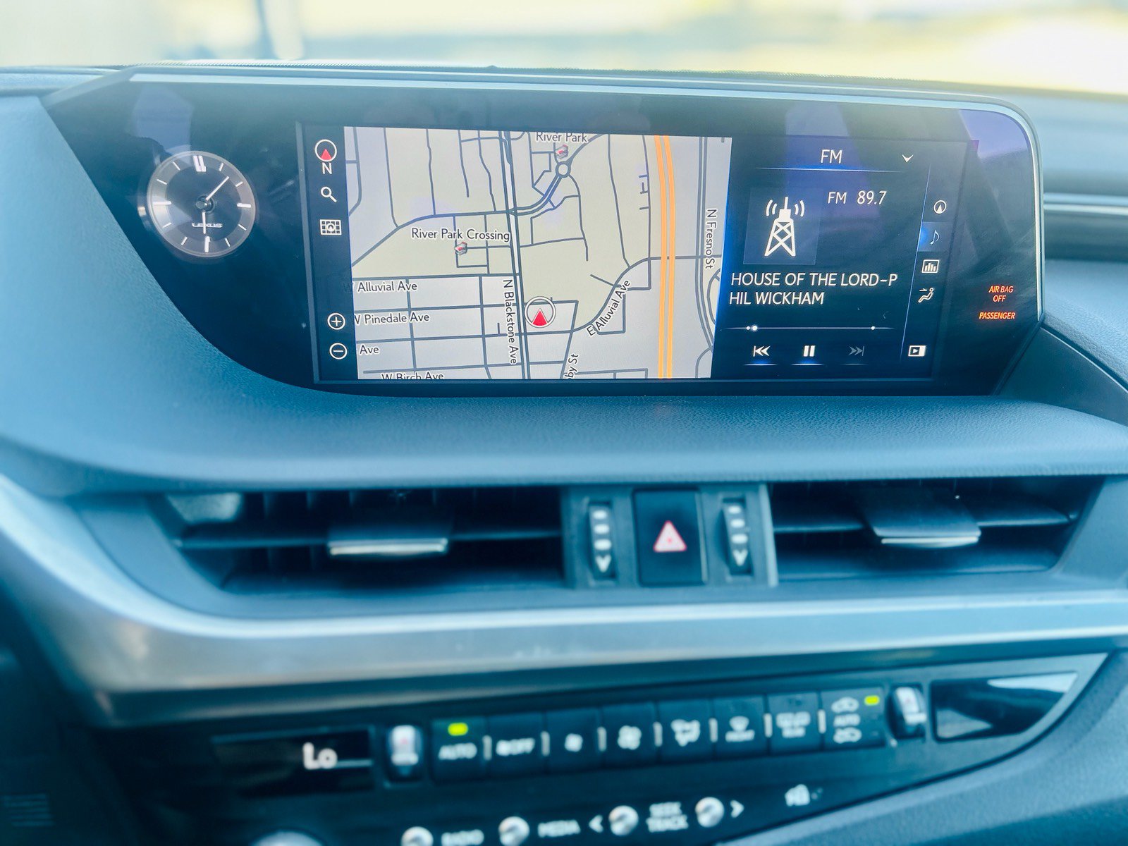 Used 2021 Lexus ES 300h w/ Premium Package FWD image 25