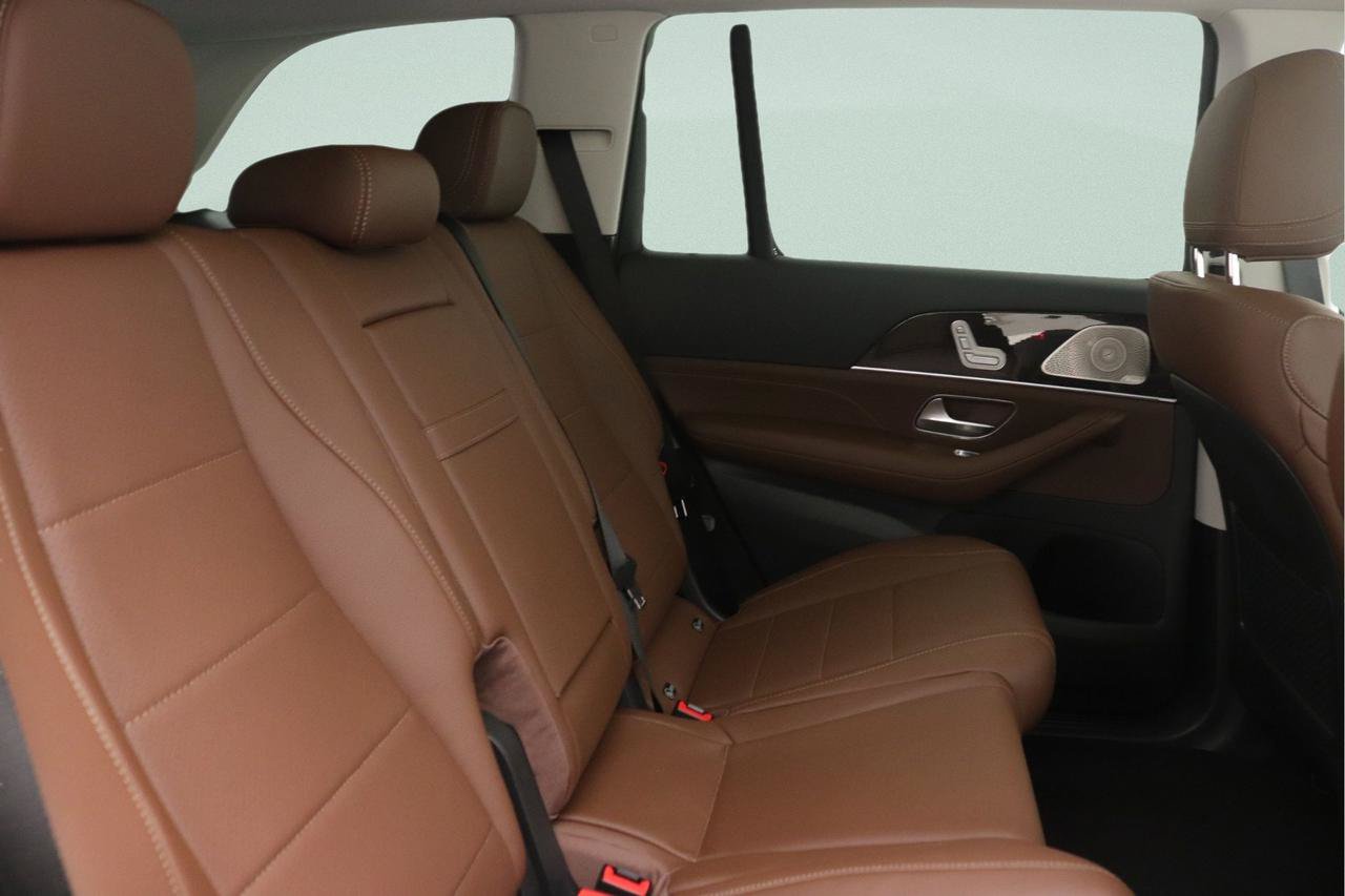 New 2026 Mercedes-Benz GLS 450 4MATIC image 8