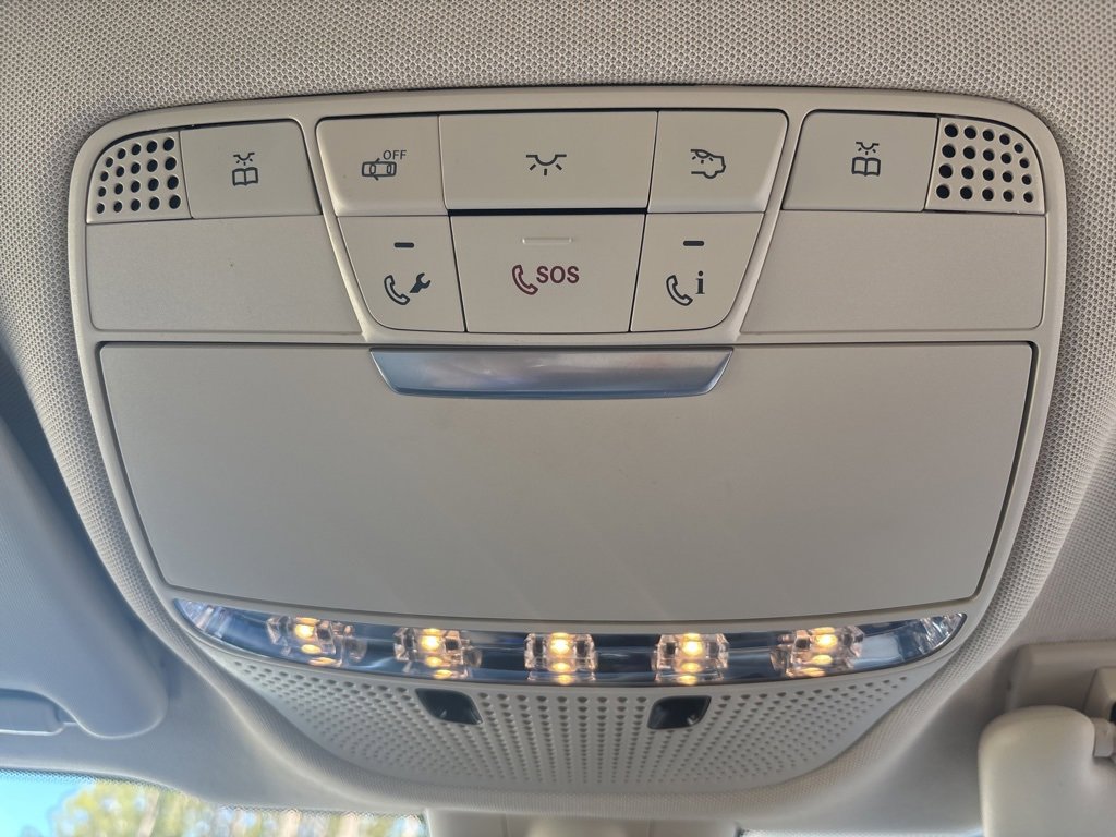 Used 2019 Mercedes-Benz GLC 300 4MATIC image 41