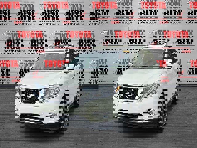 Used 2015 Nissan Pathfinder Platinum w/ Family Entertainment Package image 8